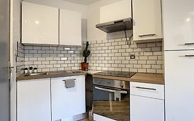 Logement Port De Plaisance, Terrasse Sud, Piscine
